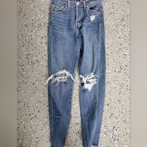 Womens Distressed Jeans
